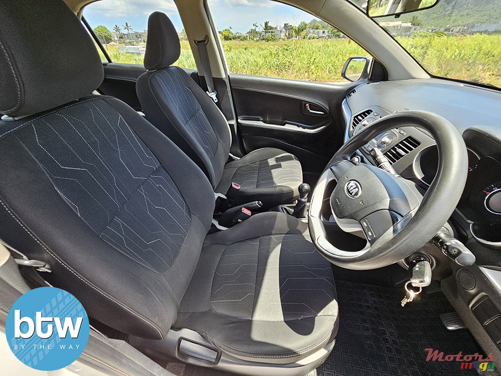 2017' Kia Picanto photo #5