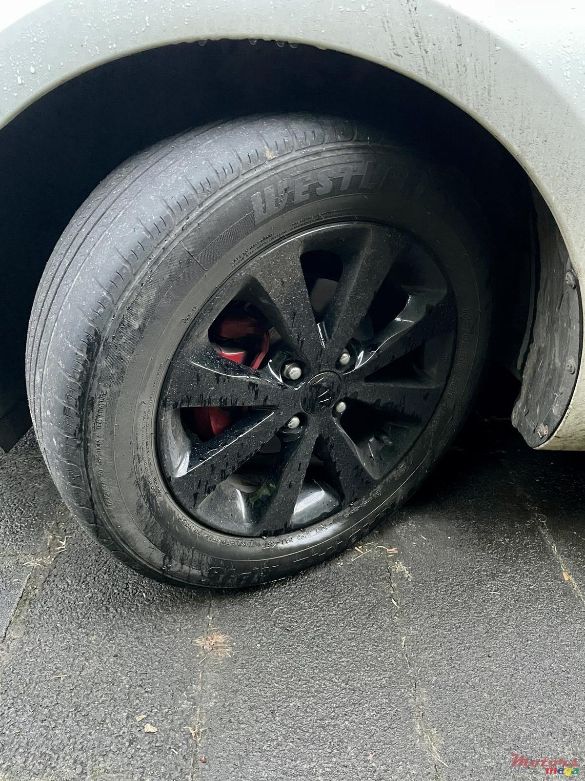 2012' Kia Rio5 photo #4