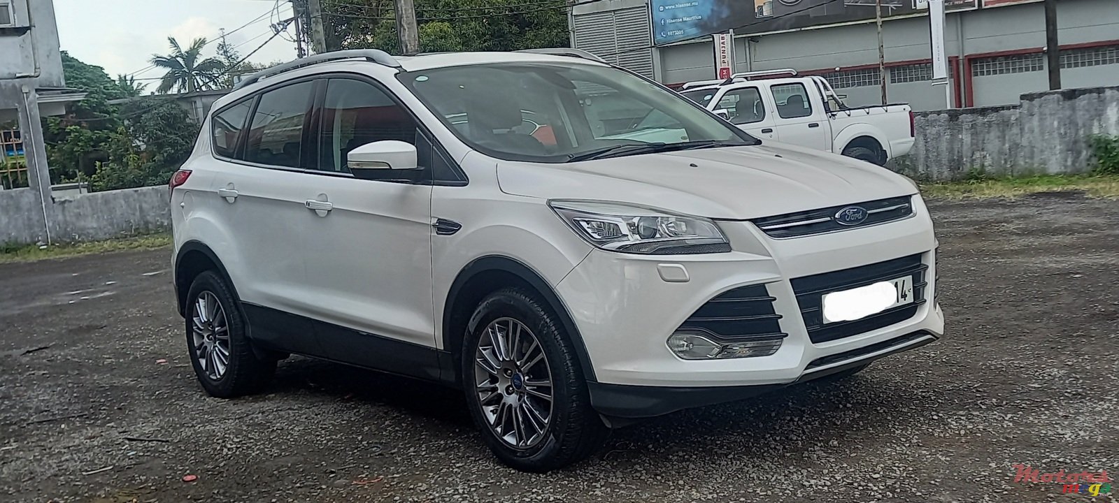 2014' Ford Kuga photo #1