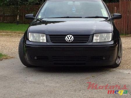 2003' Volkswagen Bora photo #1