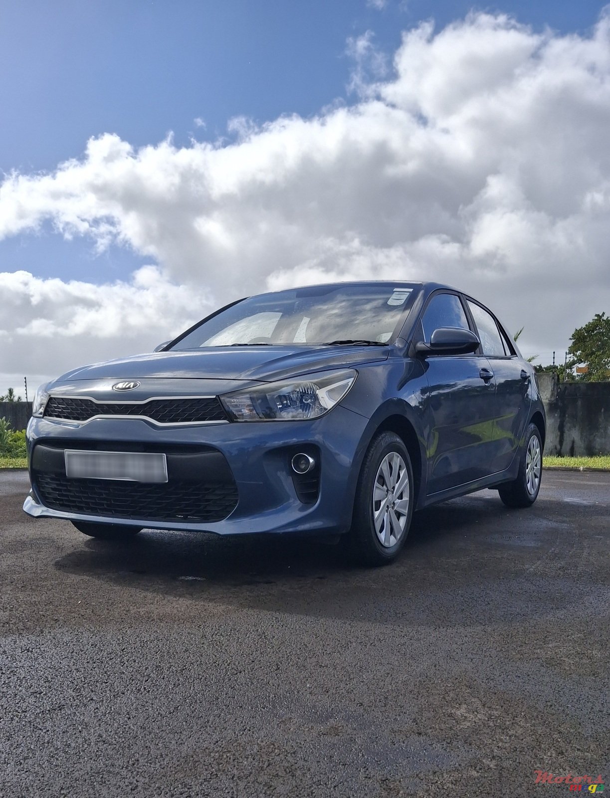 2018' Kia Rio photo #1