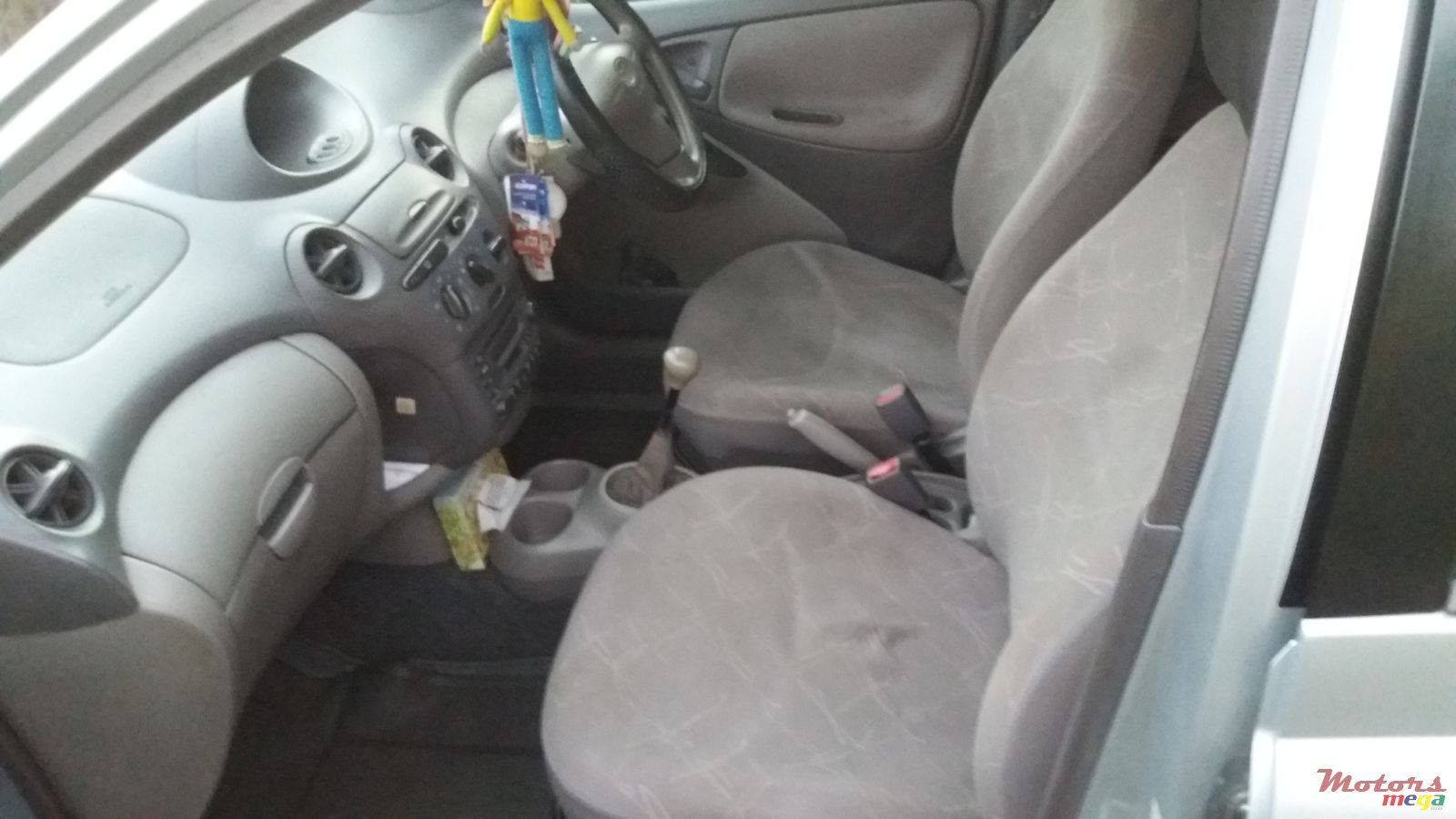 2001' Toyota photo #4