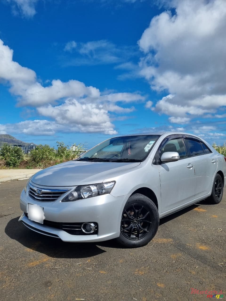 2012' Toyota Allion photo #1