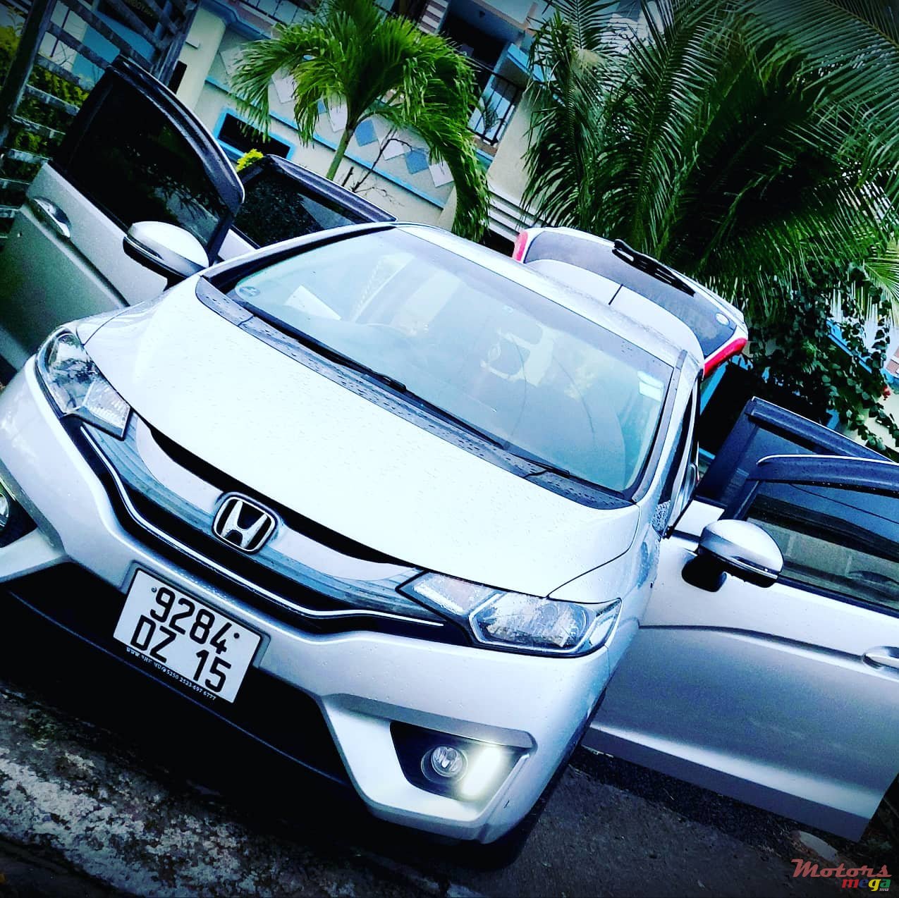 2015' Honda Fit Jant cosmic photo #1