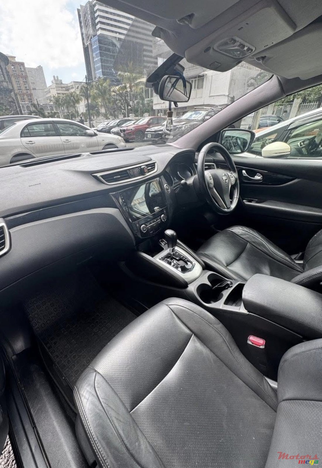 2015' Nissan Qashqai photo #2