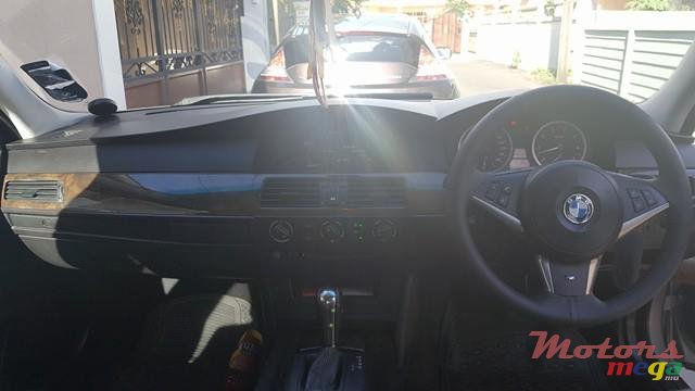 2004' BMW 520i M-sport photo #5