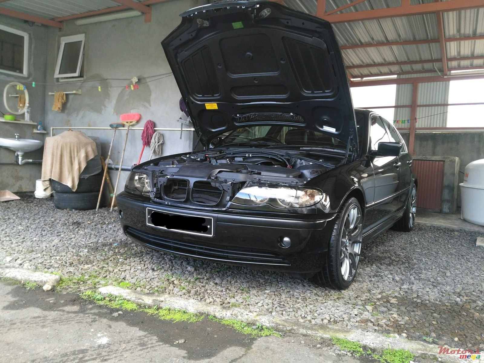 2004' BMW 3 Series E46 2000-2005 photo #2