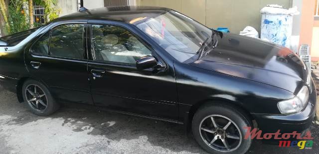 1996' Nissan Sunny photo #1