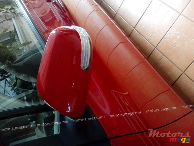 2010' Toyota photo #4