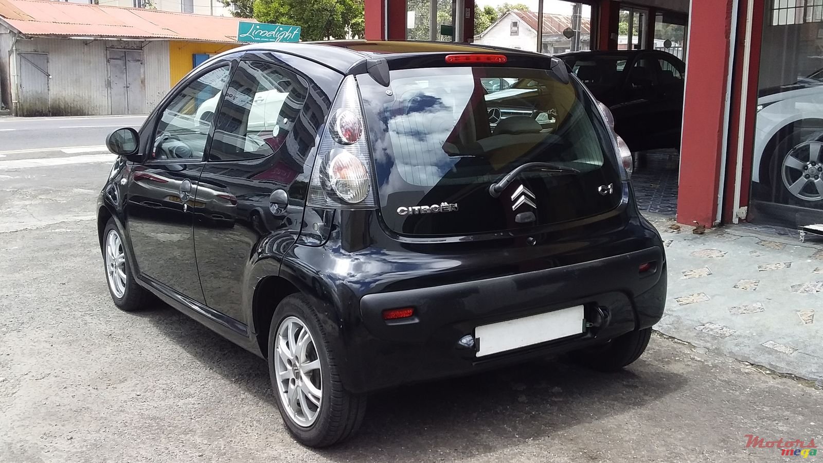 2012' Citroen C1 photo #4