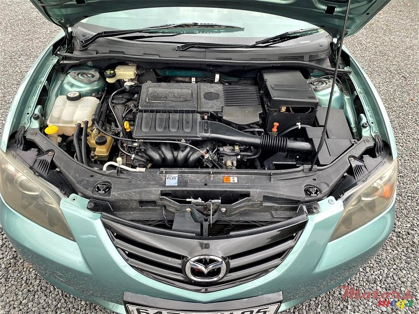 2005' Mazda 3 Lux Auto 1.6L JAPAN photo #5