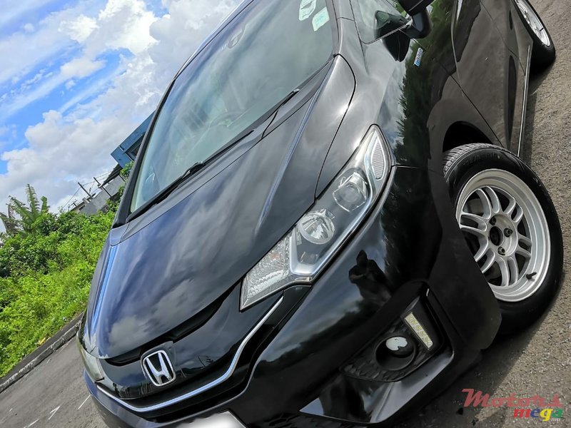 2015' Honda Fit L package photo #1