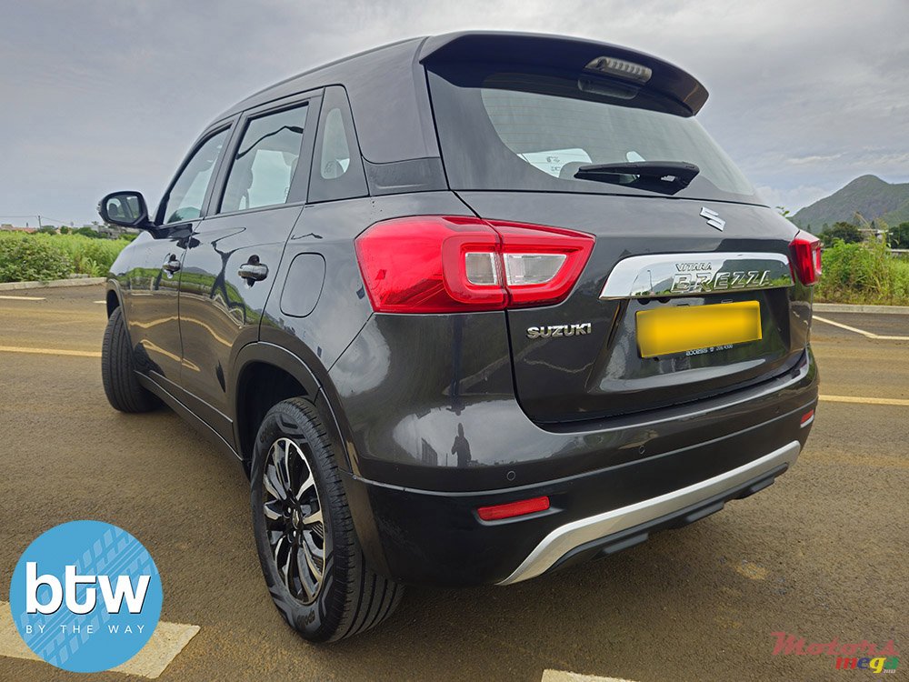 2021' Suzuki BREZZA GLX photo #3