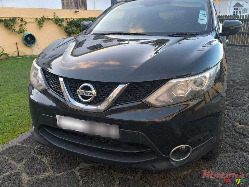 2015' Nissan Qashqai photo #1