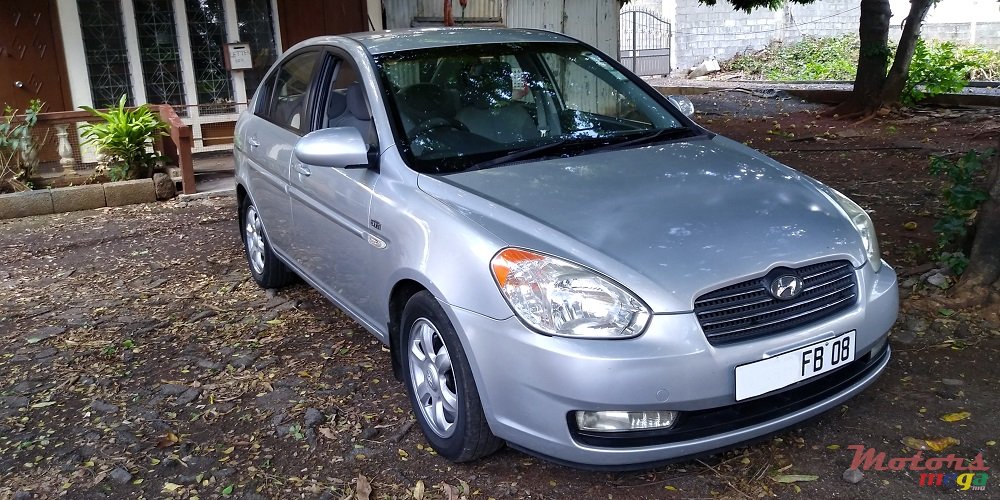 2008' Hyundai Accent GLS photo #1