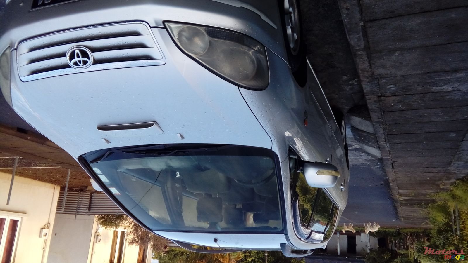 2001' Toyota Picnic photo #5