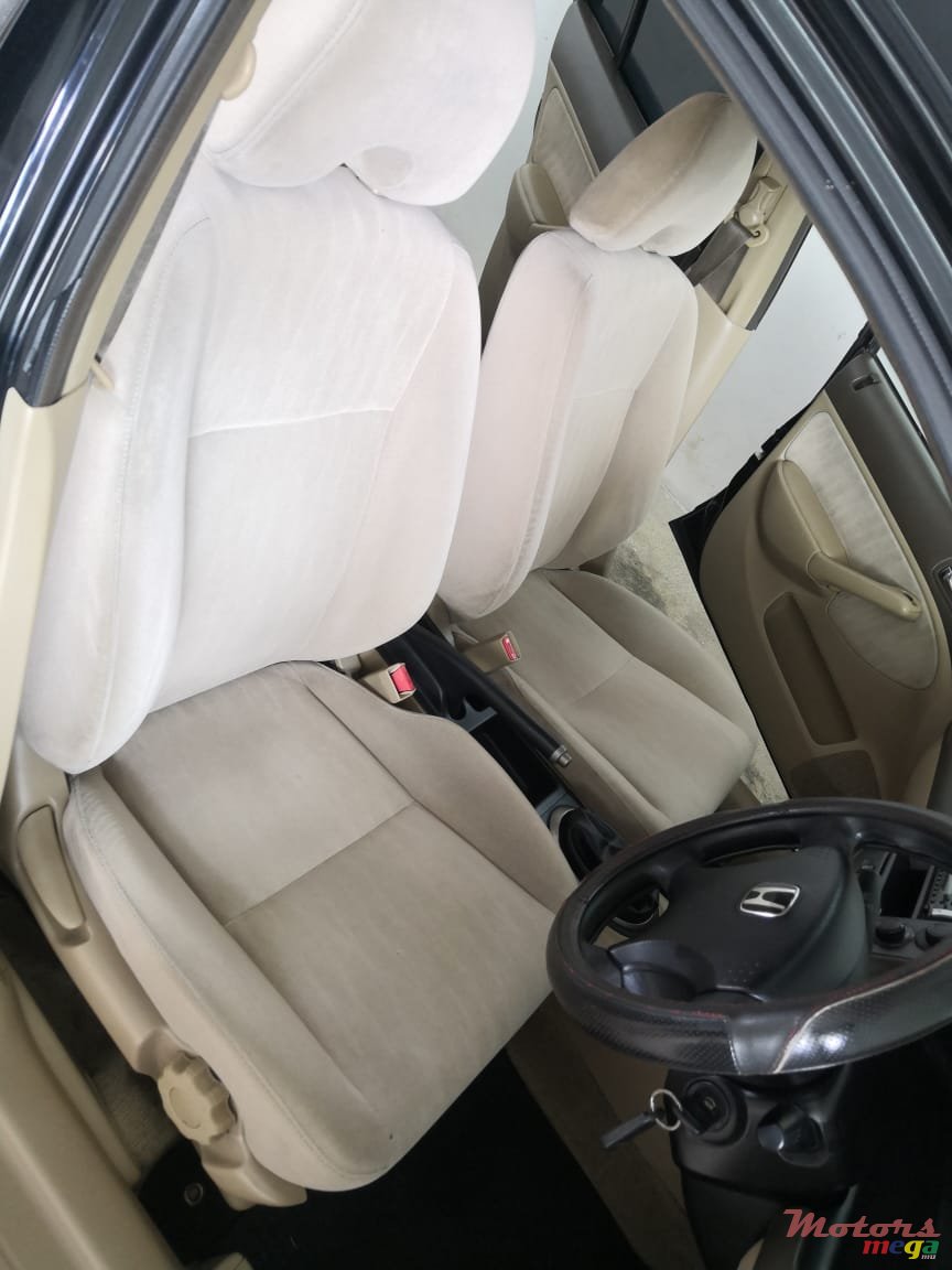 2005' Honda Civic Es8 local photo #2