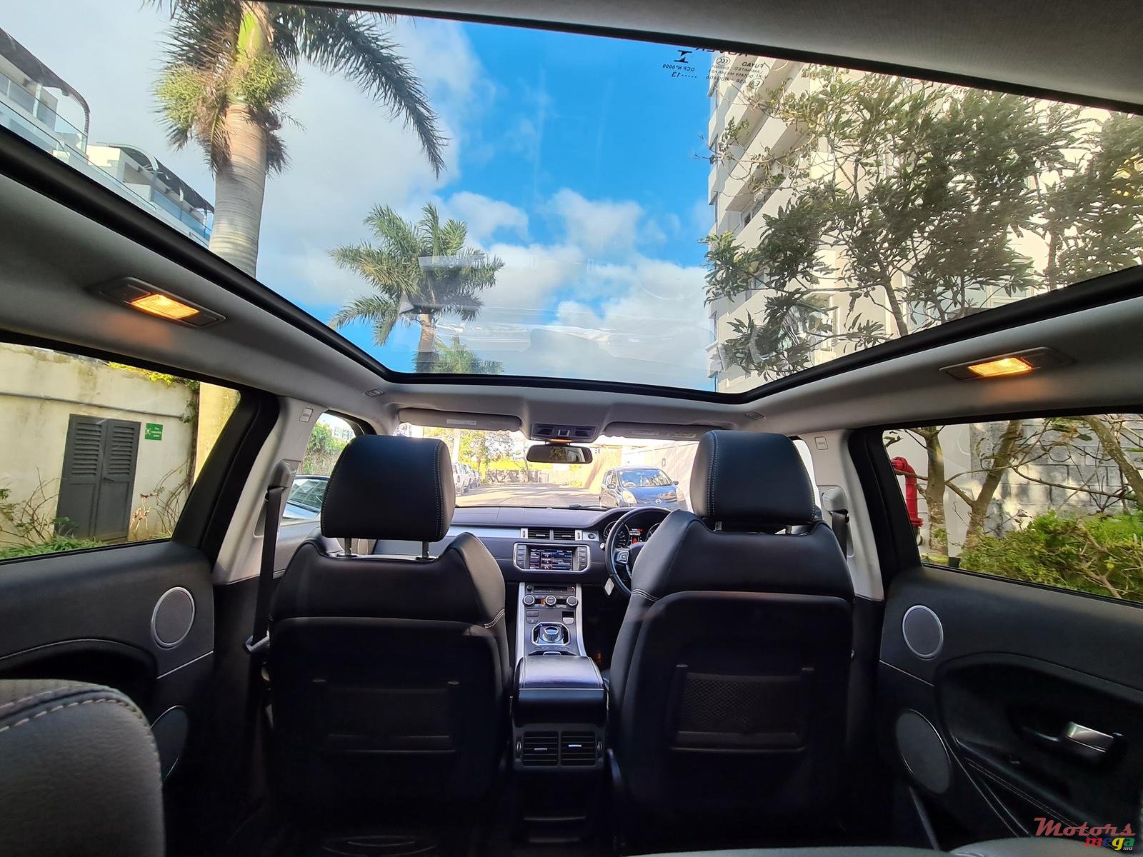 2013' Land Rover Range Rover Evoque Automatic photo #6