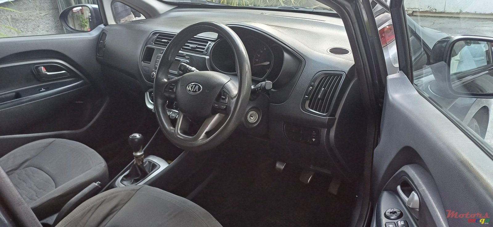 2014' Kia Rio photo #5