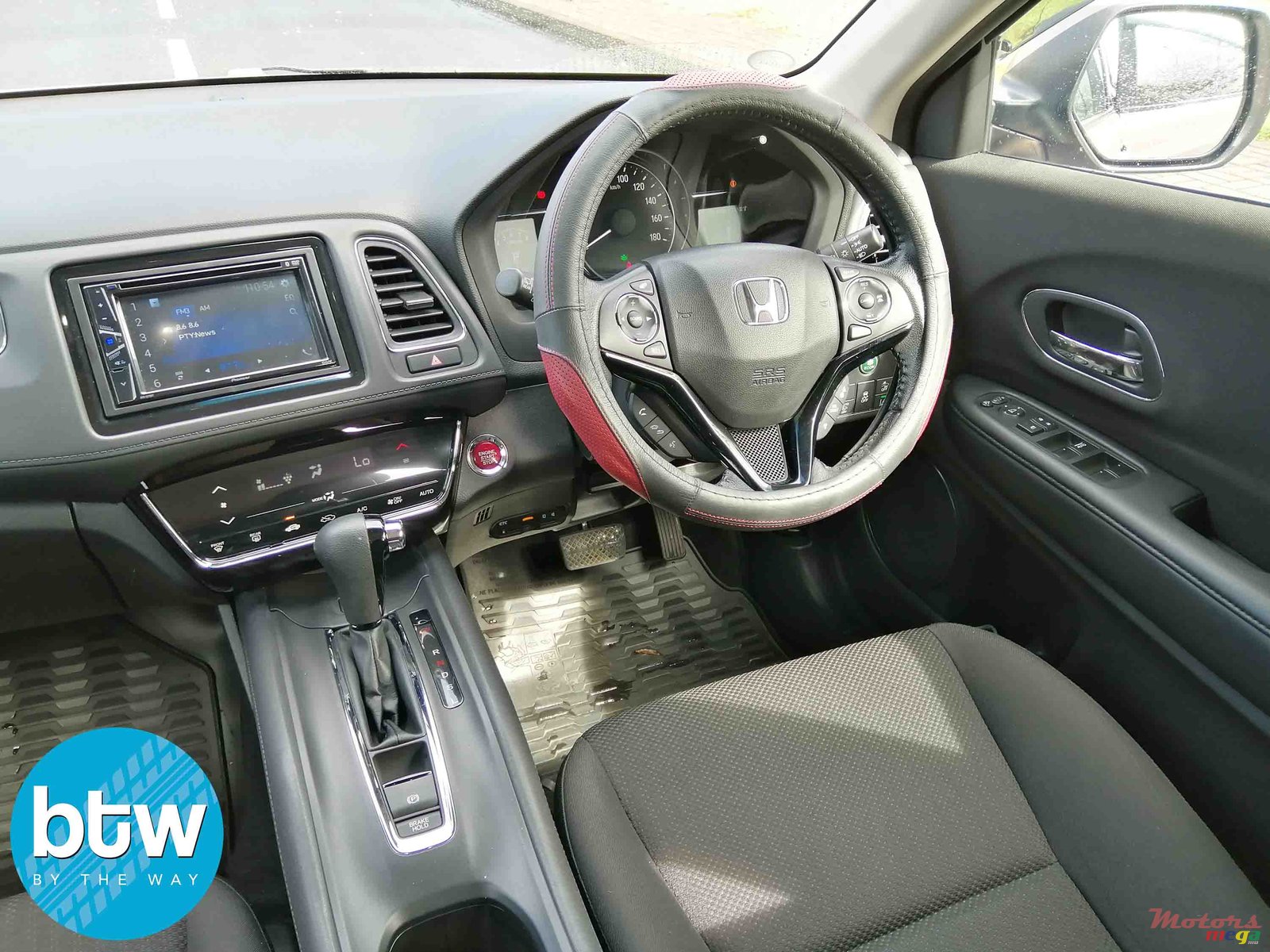 2016' Honda Vamos Vezel photo #6