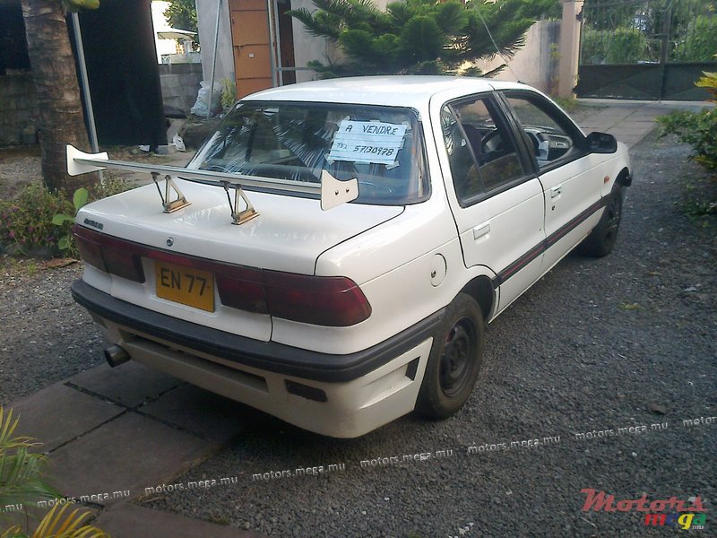 1991' Mitsubishi photo #3