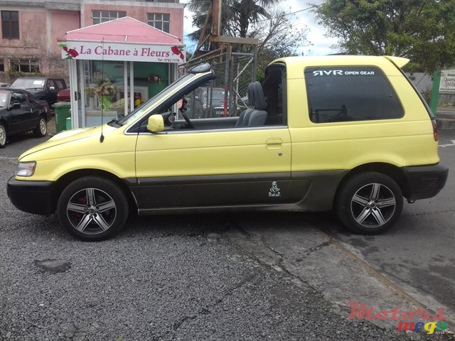1995' Mitsubishi RVR Convertible photo #2