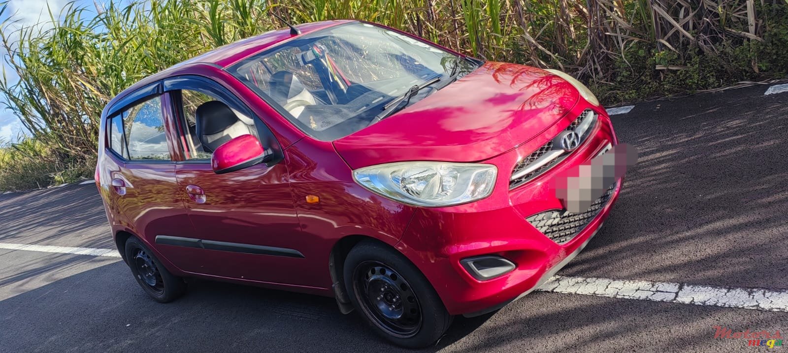 2013' Hyundai i10 photo #1