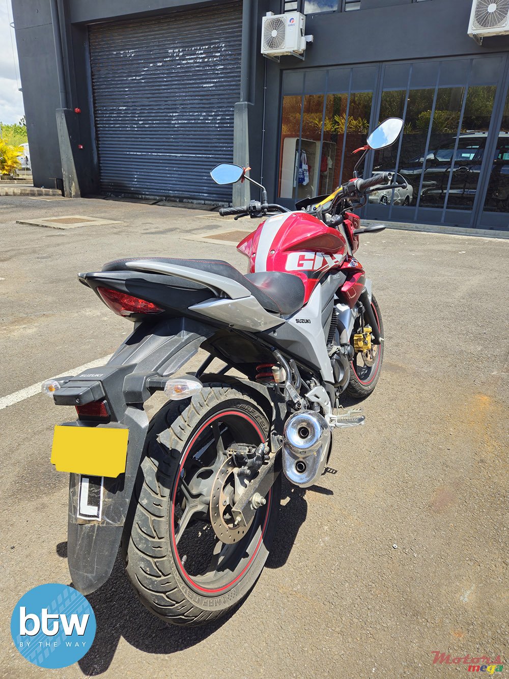 2020' Suzuki GSX150RZA photo #4