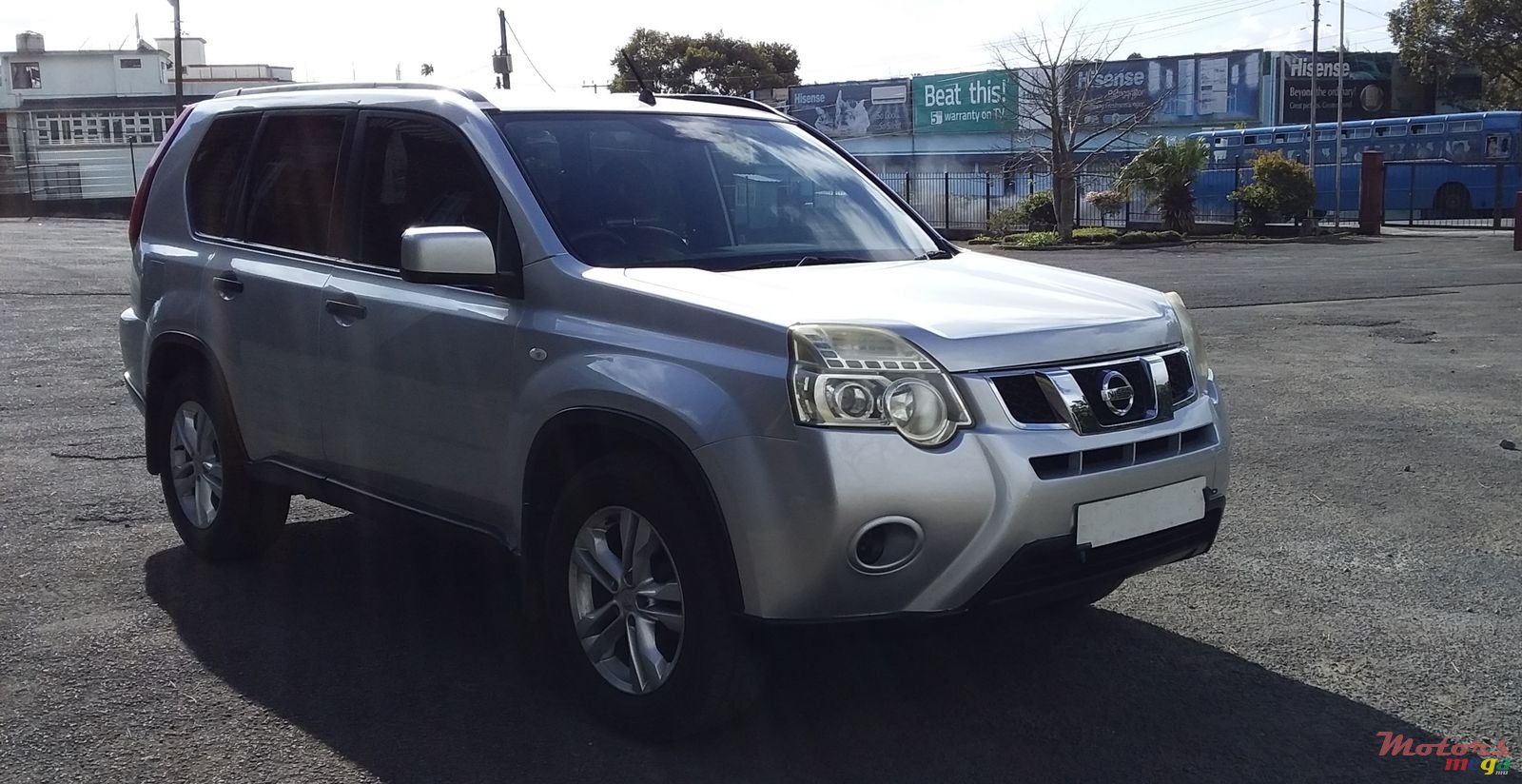 2013' Nissan X-Trail photo #1