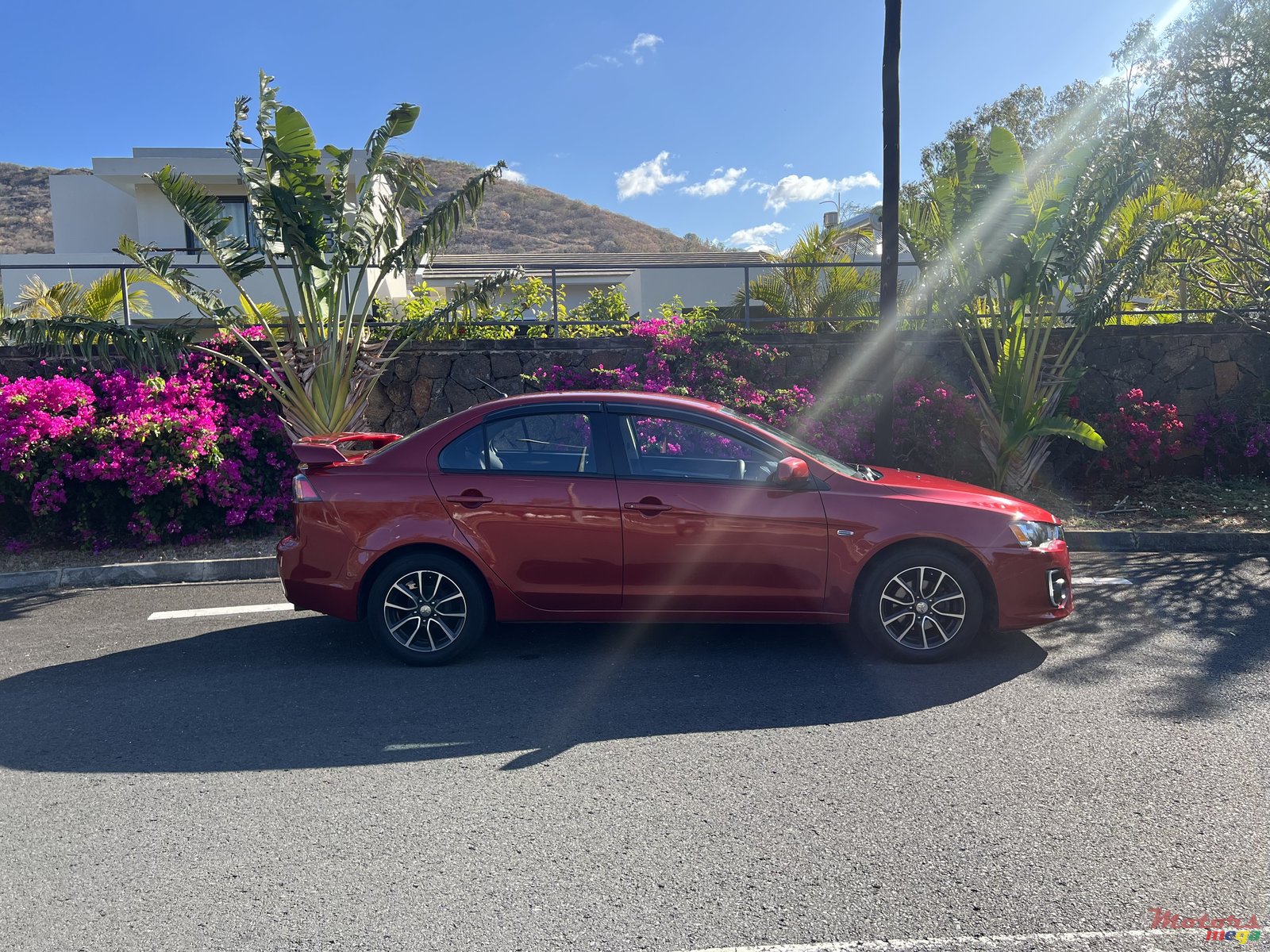 2017' Mitsubishi Lancer photo #4