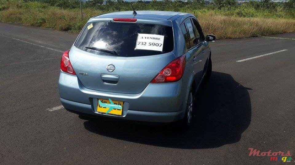 2005' Nissan photo #2