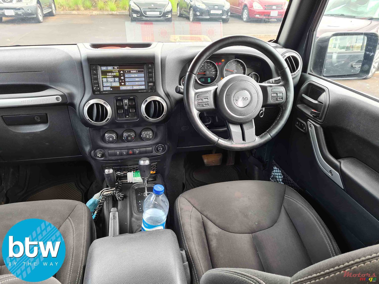 2017' Jeep Wrangler photo #6