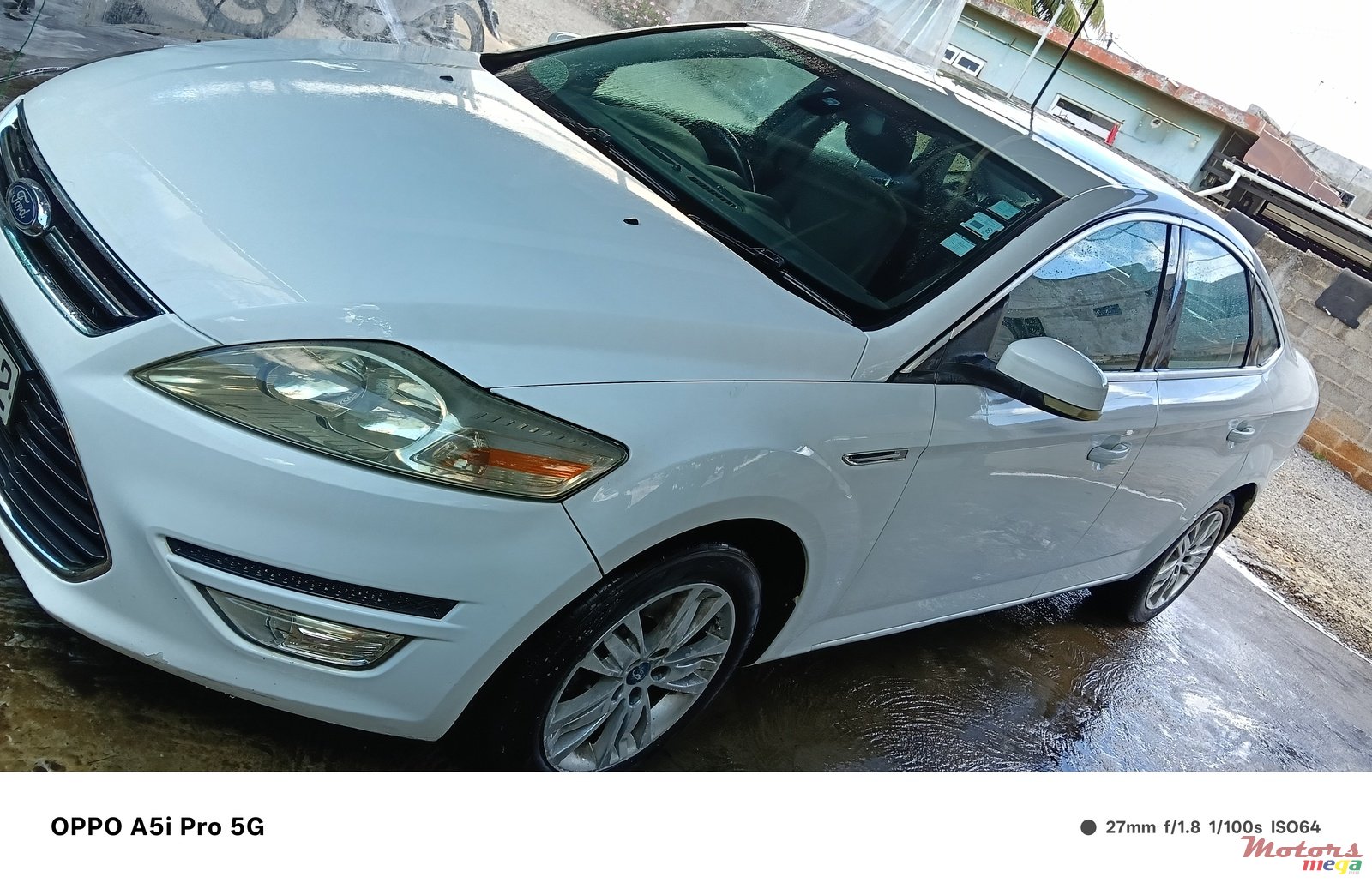 2012' Ford MONDEO photo #2