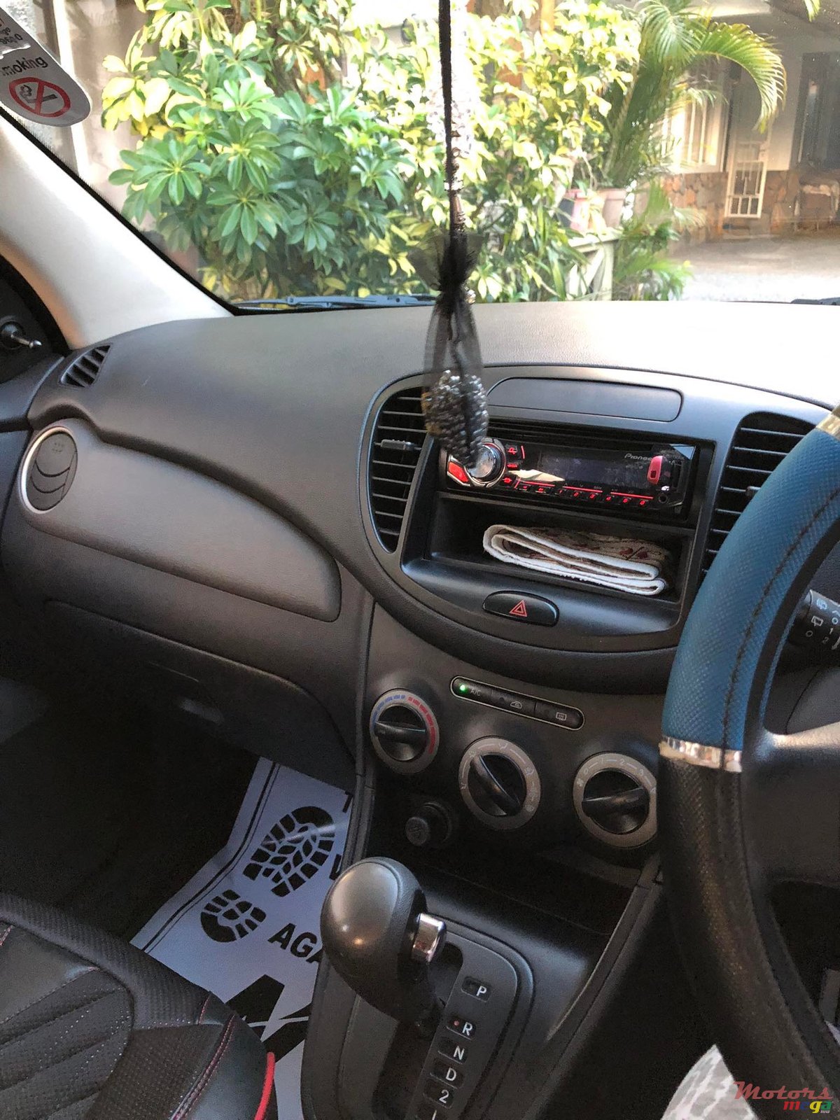 2015' Perodua i10 photo #1