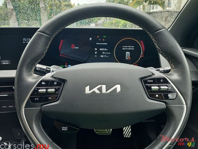 2022' Kia EV6 GT Line AWD SX Pack Long Range photo #7