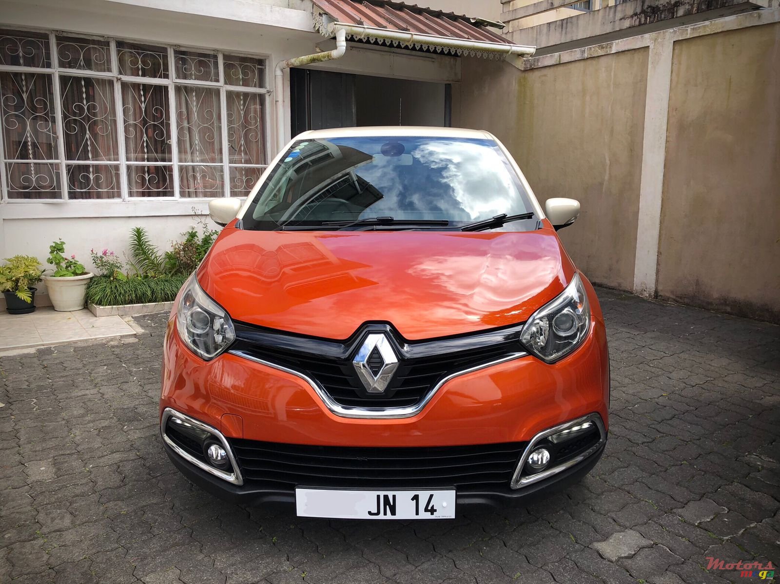 2014' Renault Captur photo #2