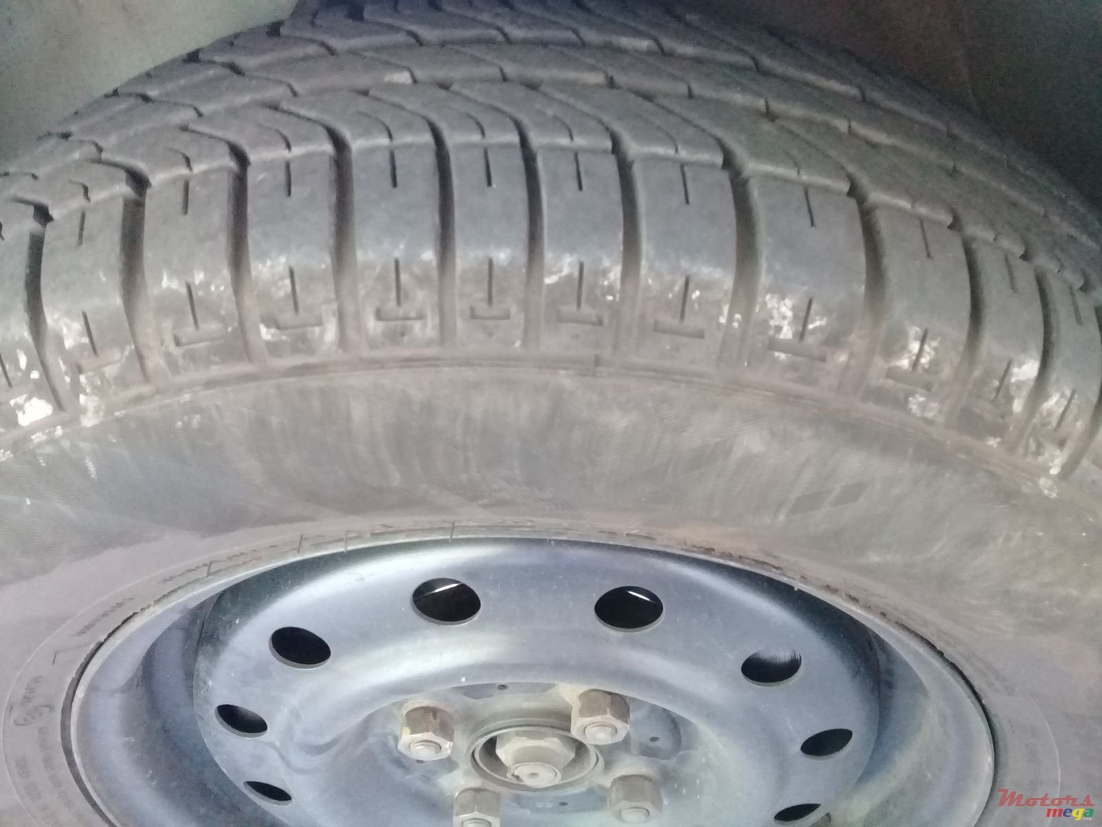 2002' Toyota duet photo #2