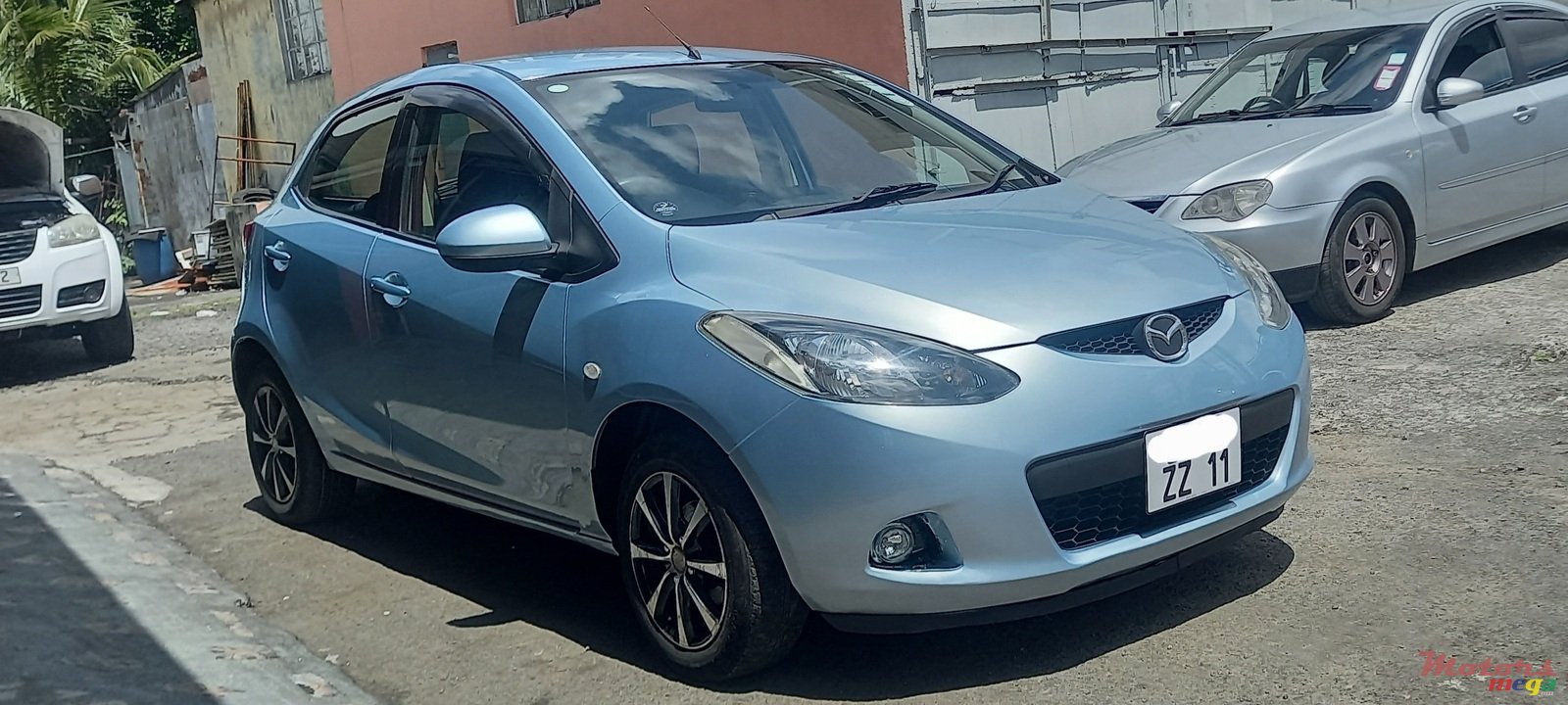 2011' Mazda Demio photo #1