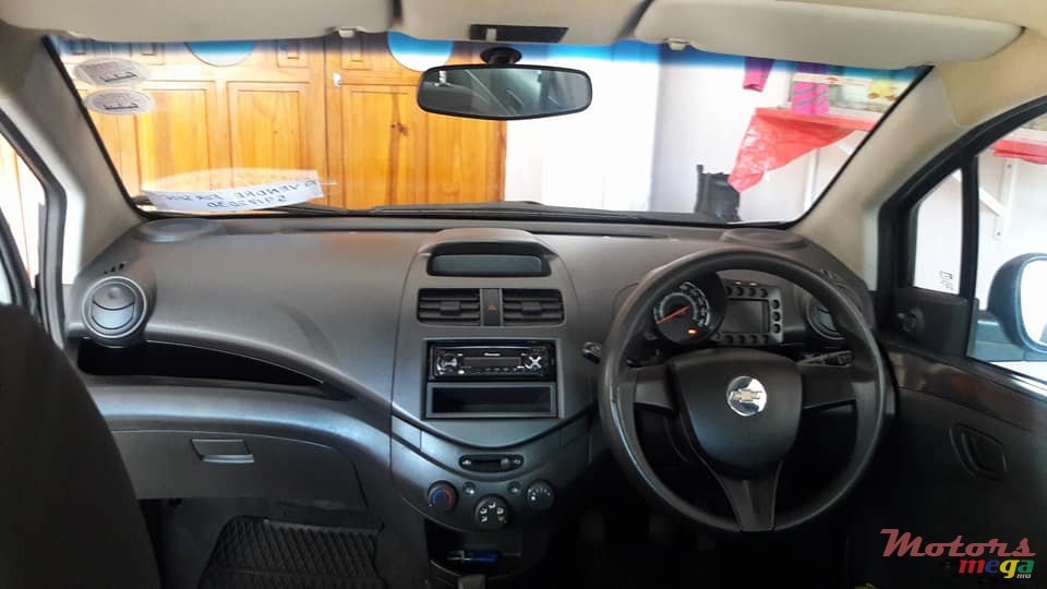 2011' Chevrolet Spark photo #6