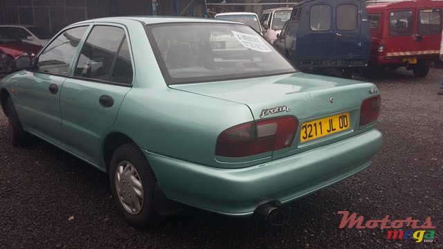 2000' Proton Wira photo #2