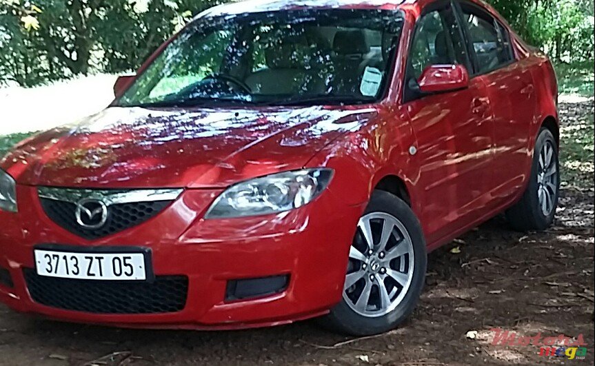 2005' Mazda 3 photo #1