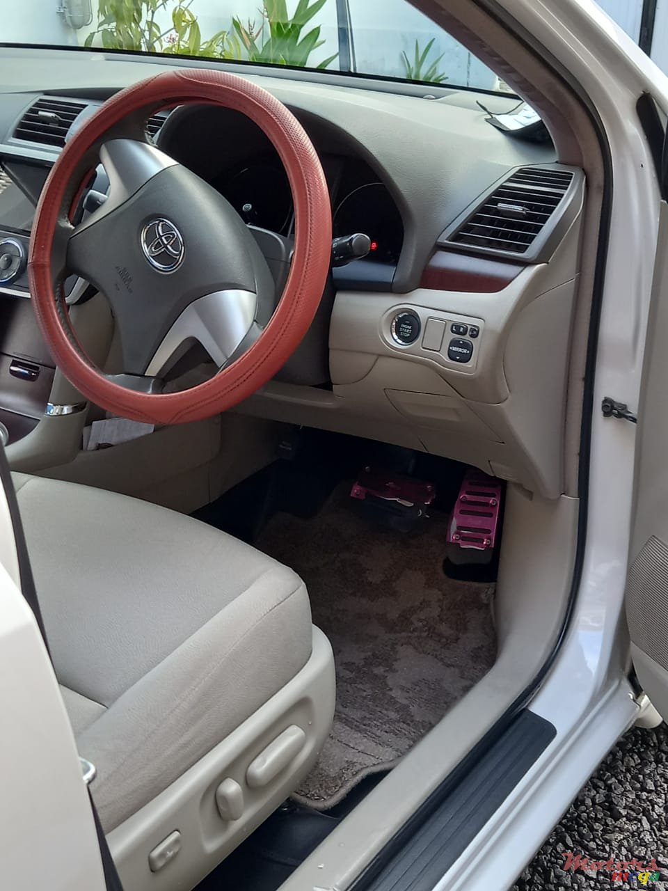 2012' Toyota Allion A18 G photo #3