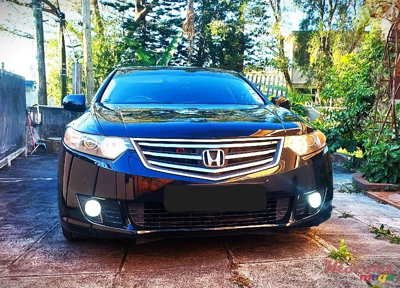 2011' Honda Accord photo #1