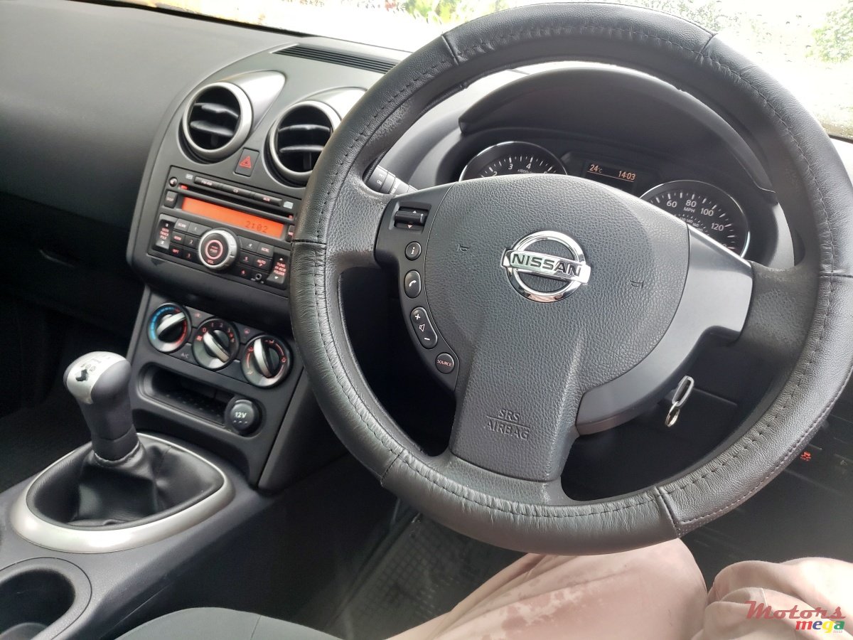 2010' Nissan Qashqai+2 7 Places + Toit panaramic photo #5