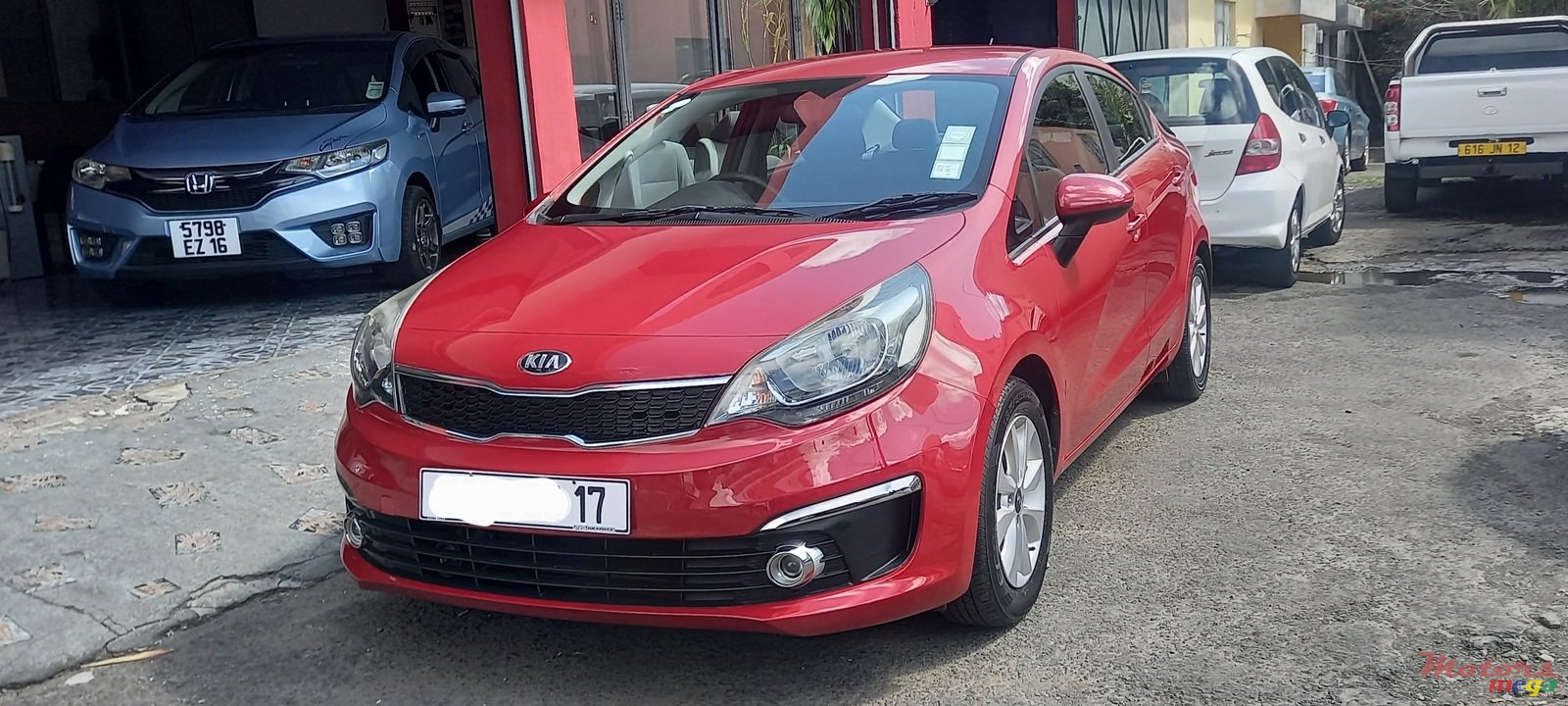 2017' Kia Rio photo #1