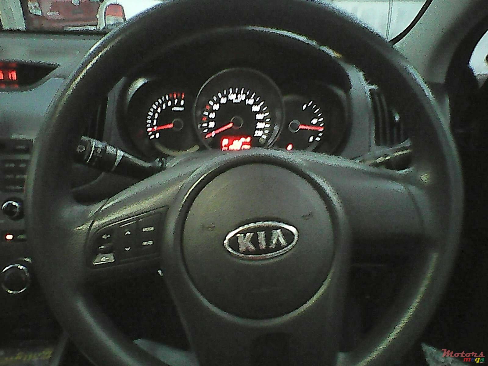 2010' Kia Cerato Automatic photo #4