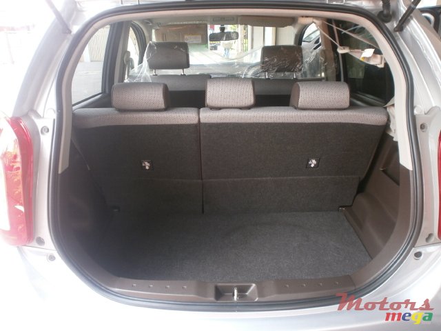 2015' Toyota Paseo passo photo #7