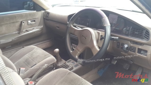 1991' Mazda 626 photo #3