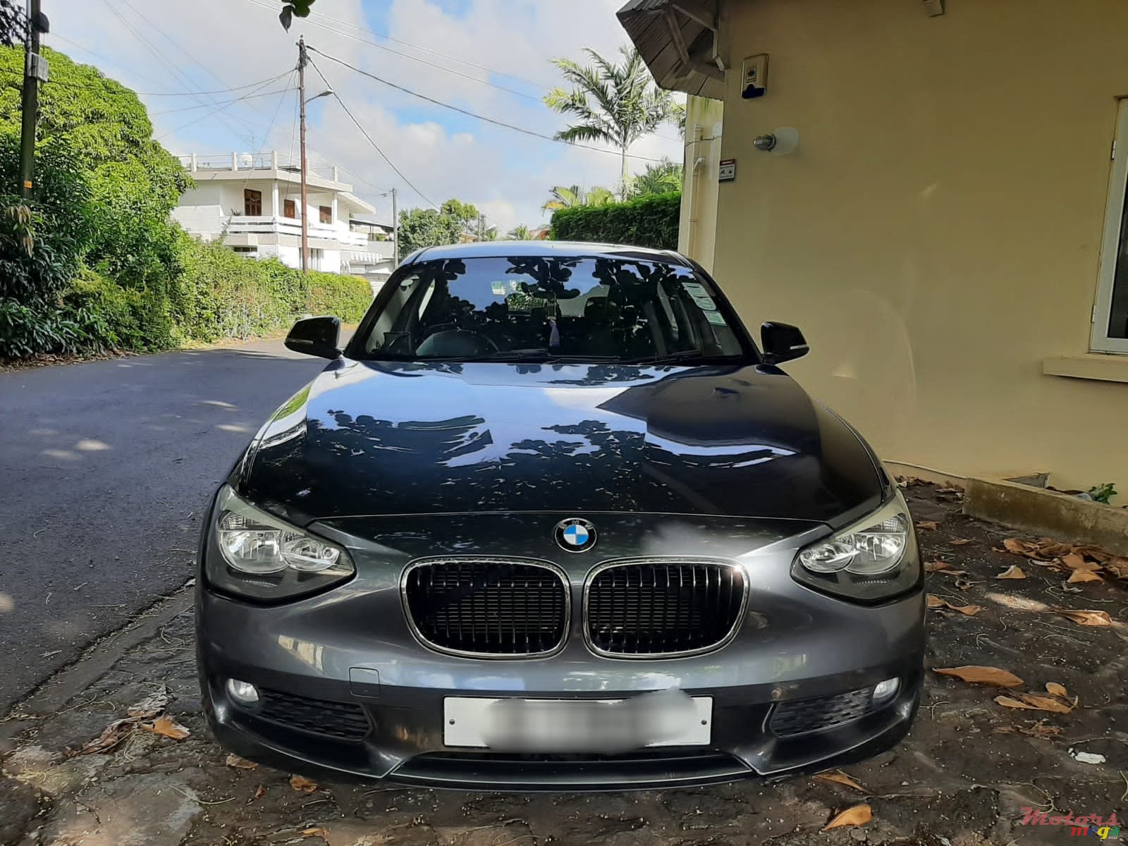 2012' BMW 116 photo #5