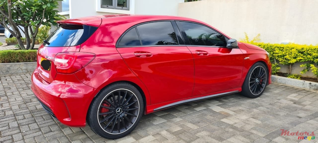 2016' Mercedes-Benz AMG A45 photo #5